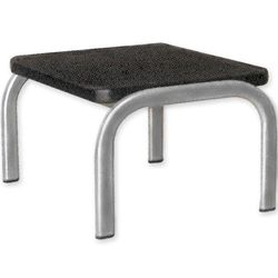 SCALETTA PREDELLINO in tubolare ovale - 1 gradino antiscivolo - 45x26xh.20cm - nero